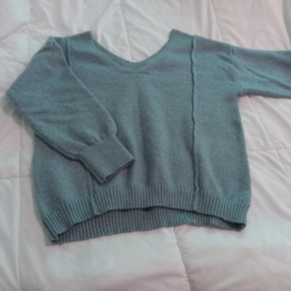 XL rue21 wide neckline off shoulder pullover sweater
